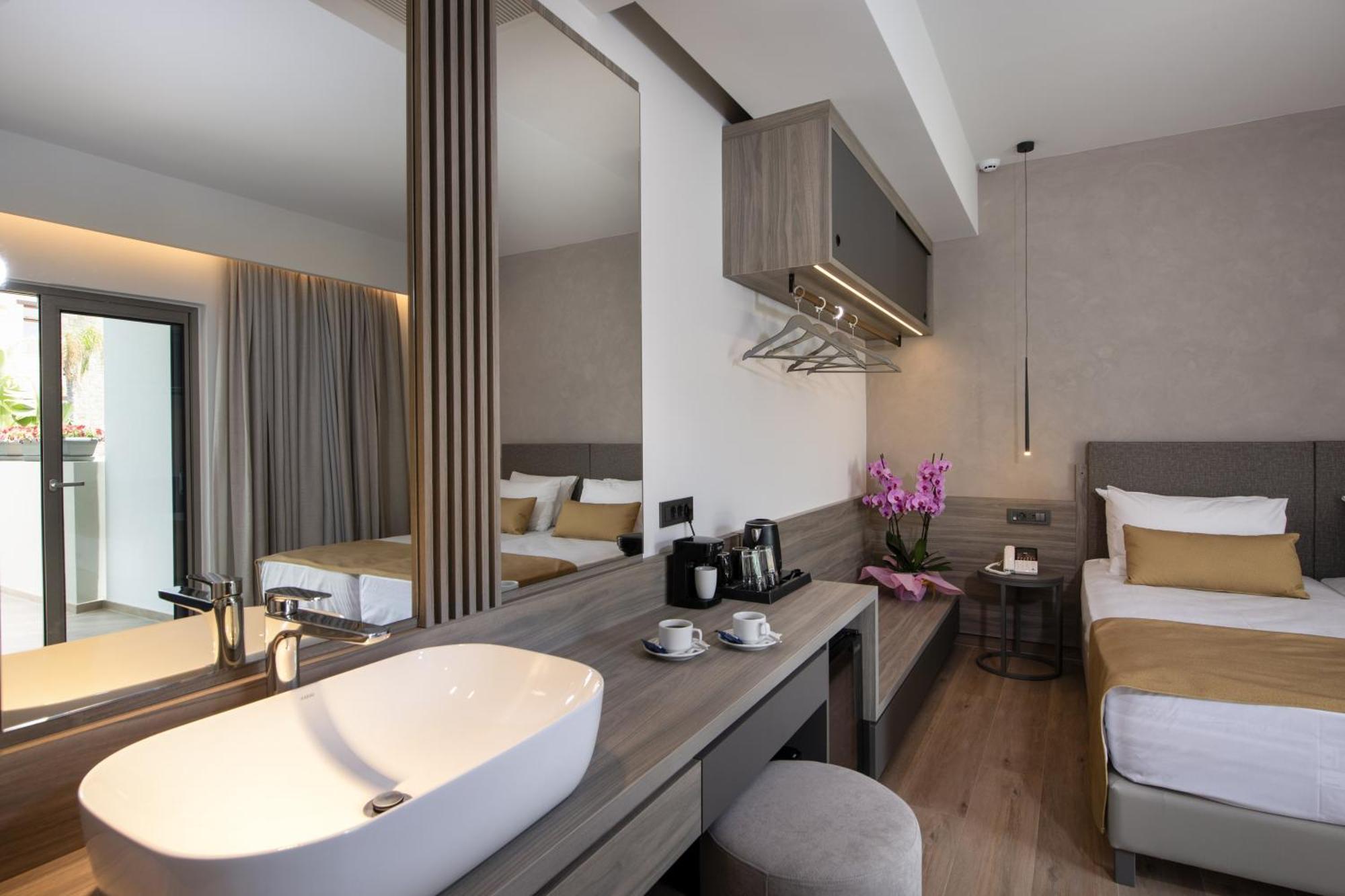 Junior Suite Private Pool